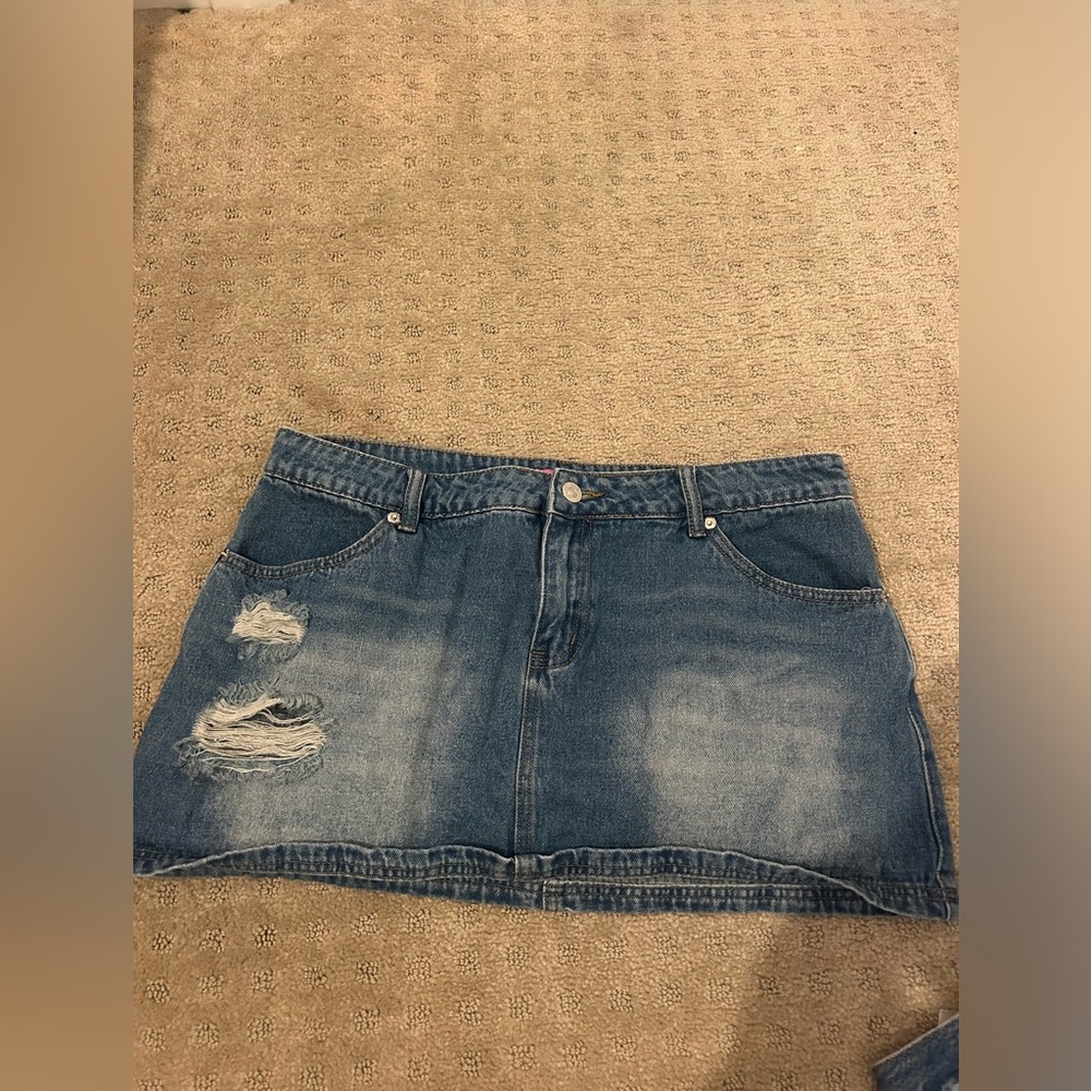 edikted low rise denim mini skirt